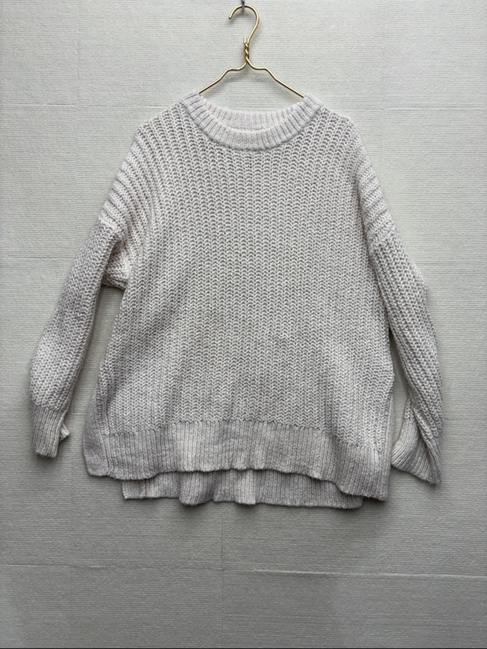 Aerie | oversized small Women’s Relaxed Crewneck Sweater